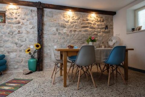 Guesthouse Nina Kastel Novi Exterior photo
